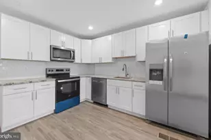 917 N 43rd St, Philadelphia, PA 19104 - Photo 4
