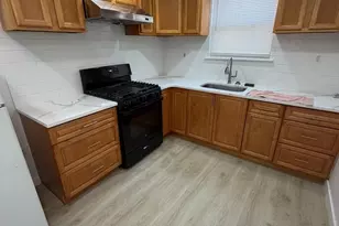 820 Winton St, Philadelphia, PA 19148 - Photo 6