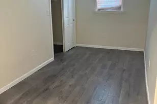 810 W Somerset St, Philadelphia, PA 19133 - Photo 10
