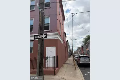 810 W Somerset Street, Philadelphia, PA 19133 - Photo 2