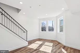 415 W York St, Philadelphia, PA 19133 - Photo 4