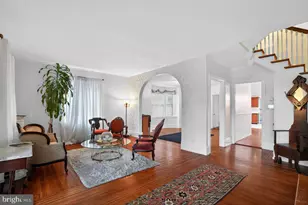 6393 Woodbine Ave, Philadelphia, PA 19151 - Photo 10