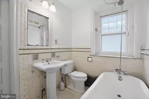 6393 Woodbine Ave, Philadelphia, PA 19151 - Photo 30
