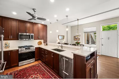 1900 Hamilton Street #C7, Philadelphia, PA 19130 - Photo 12
