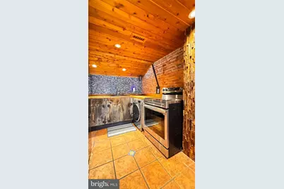 400 S 2nd Street #404B, Philadelphia, PA 19147 - Photo 8