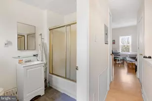 1804 Fairmount Ave, Philadelphia, PA 19130 - Photo 8