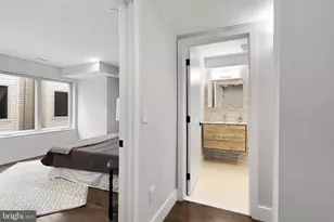 1321 S Woodstock St, Philadelphia, PA 19146 - Photo 10