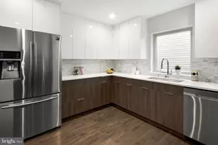 1321 S Woodstock St, Philadelphia, PA 19146 - Photo 6