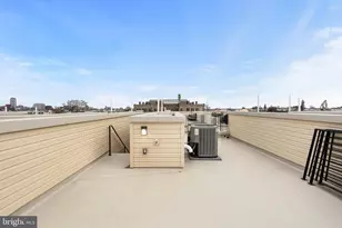 1321 S Woodstock St, Philadelphia, PA 19146 - Photo 22