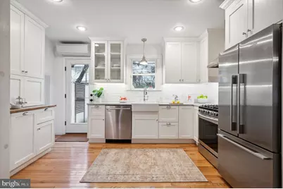 1634 S Iseminger Street, Philadelphia, PA 19148 - Photo 12