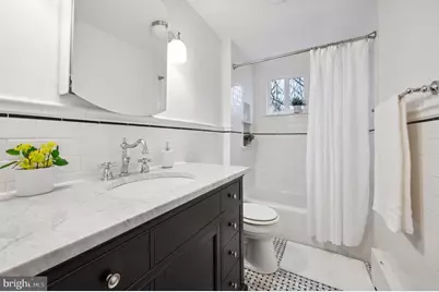 1634 S Iseminger Street, Philadelphia, PA 19148 - Photo 18