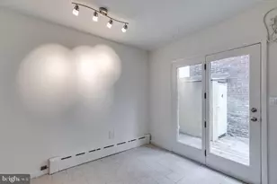 727 S Mildred St, Philadelphia, PA 19147 - Photo 12