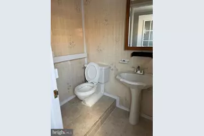 7221 Oakland Street, Philadelphia, PA 19149 - Photo 12