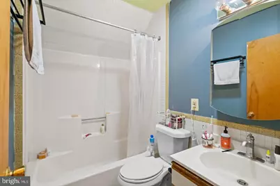 758 S 19th Street #1, Philadelphia, PA 19146 - Photo 4