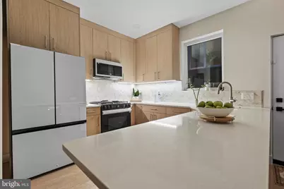 1032 S Randolph Street, Philadelphia, PA 19147 - Photo 2