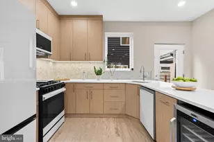 1032 S Randolph St, Philadelphia, PA 19147 - Photo 6