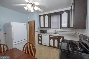 3049 Magee Ave, Philadelphia, PA 19149 - Photo 8