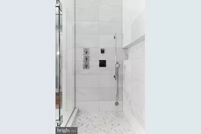 138 S Front Street, Philadelphia, PA 19106 - Photo 28