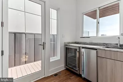 138 S Front Street, Philadelphia, PA 19106 - Photo 38