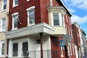 1811 W Montgomery Ave, Philadelphia, PA 19121 - Photo 2
