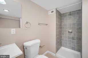 6719 N 17th St, Philadelphia, PA 19126 - Photo 22