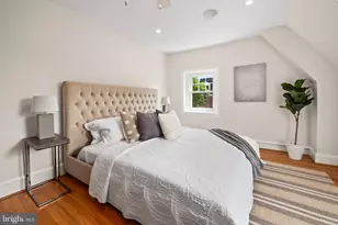 17 W Phil Ellena St, Philadelphia, PA 19119 - Photo 38