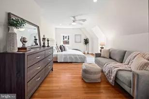 17 W Phil Ellena St, Philadelphia, PA 19119 - Photo 8