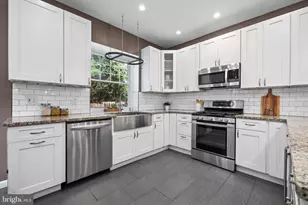 17 W Phil Ellena St, Philadelphia, PA 19119 - Photo 26