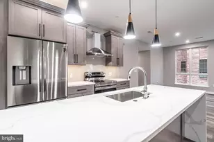 2412 Innovator Wy, Philadelphia, PA 19146 - Photo 8