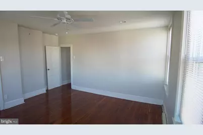 1900 S 18th Street #3RD FL, Philadelphia, PA 19145 - Photo 6