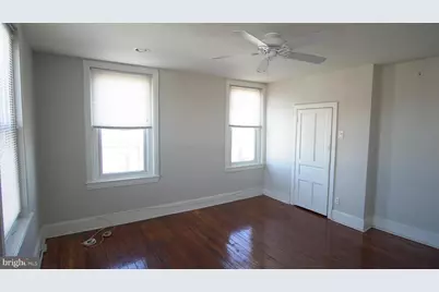 1900 S 18th Street #3RD FL, Philadelphia, PA 19145 - Photo 8