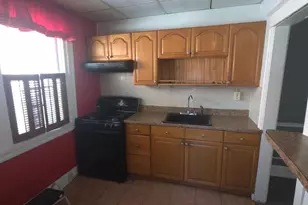 6003 Cedarhurst St, Philadelphia, PA 19143 - Photo 10
