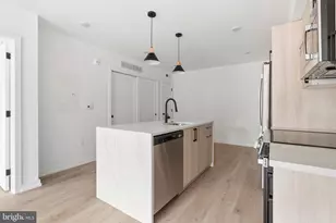 208 Vine St, Philadelphia, PA 19106 - Photo 6