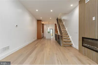 2368 E Norris Street, Philadelphia, PA 19125 - Photo 6