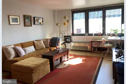 1420 Locust Street #6R, Philadelphia, PA 19102 - Photo 2
