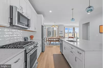3001 Sedgeview Walk #147, Philadelphia, PA 19125 - Photo 2