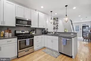 2512 Collins St, Philadelphia, PA 19125 - Photo 2