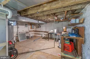 40 W Southampton Ave, Philadelphia, PA 19118 - Photo 36
