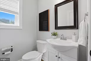 218 Fountain St, Philadelphia, PA 19128 - Photo 14