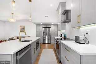 1119 Pine St, Philadelphia, PA 19107 - Photo 2