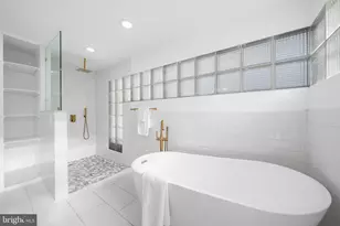 1932 Pine St, Philadelphia, PA 19103 - Photo 16