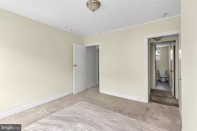 2033 E Letterly Street, Philadelphia, PA 19125 - Photo 12