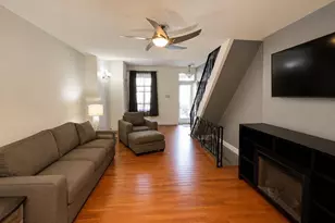 2329 S American St, Philadelphia, PA 19148 - Photo 2