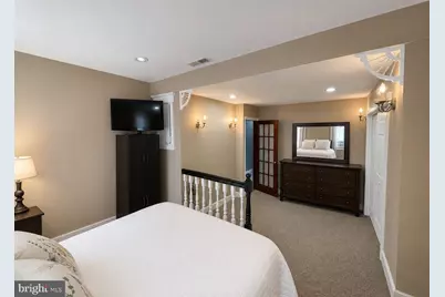 2329 S American Street, Philadelphia, PA 19148 - Photo 8