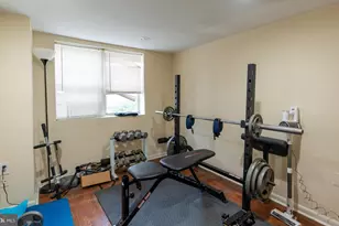 1026 S Randolph St, Philadelphia, PA 19147 - Photo 14