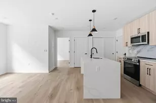 208 Vine St, Philadelphia, PA 19106 - Photo 6