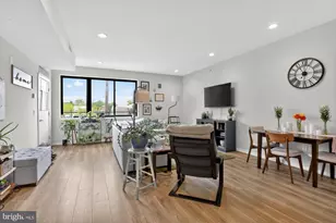 381 Martin St, Philadelphia, PA 19128 - Photo 4
