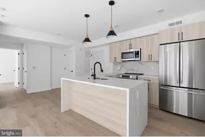 208 Vine Street #2F, Philadelphia, PA 19106 - Photo 2