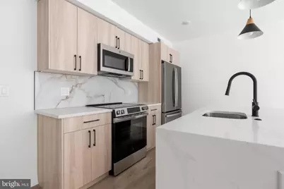 208 Vine Street #2F, Philadelphia, PA 19106 - Photo 8