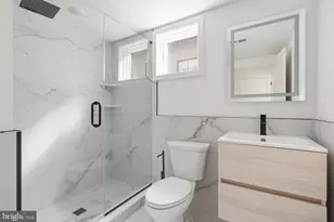 208 Vine St, Philadelphia, PA 19106 - Photo 10